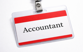 Illustration highlighting situations where someone may appear to be an accountant but isn’t a qualified accountant, explaining key distinctions and qualifications.
